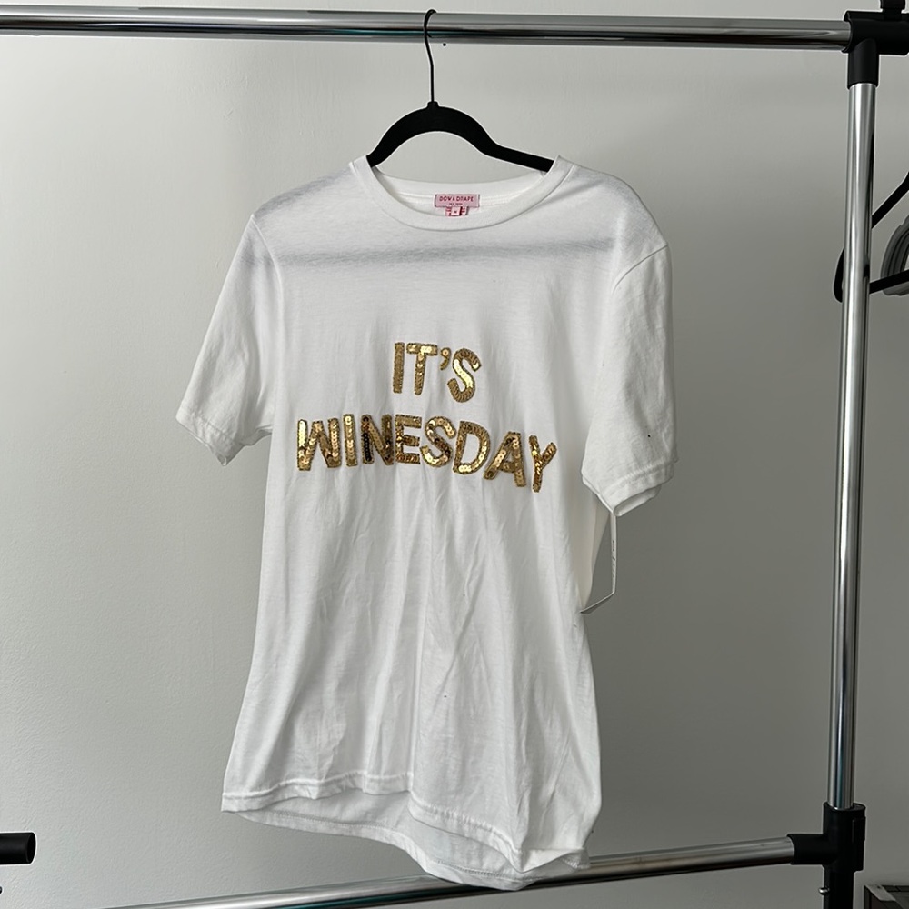 Fun T-shirt - It’s Winesday